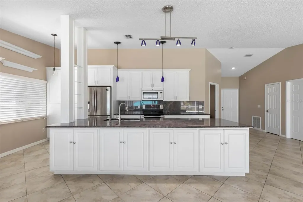21 Crescent Court S Palm Coast FL 32137