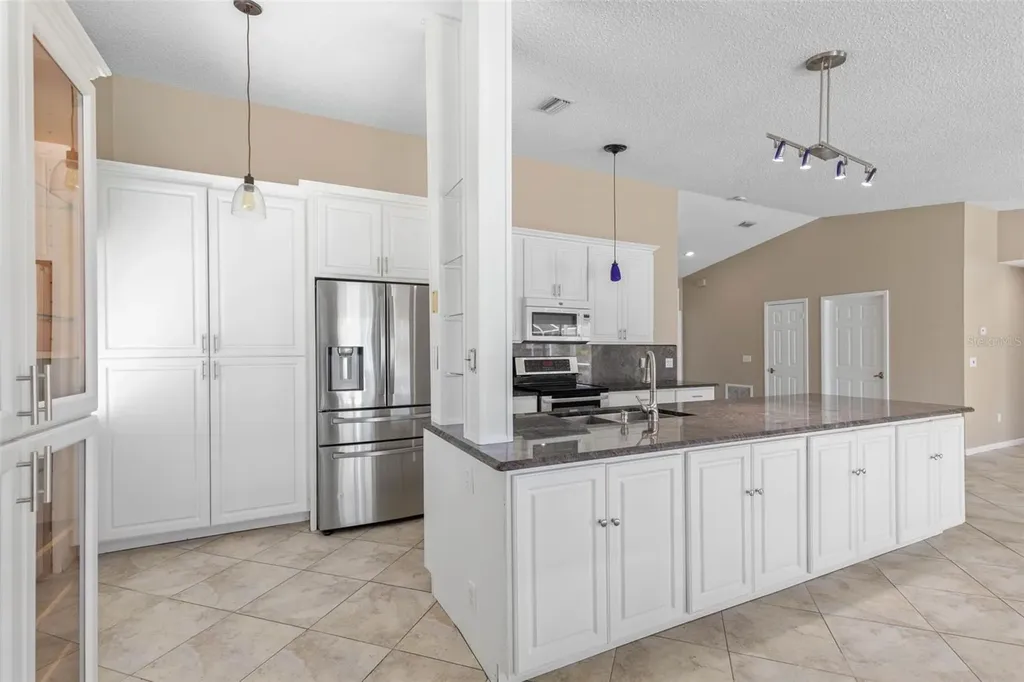 21 Crescent Court S Palm Coast FL 32137