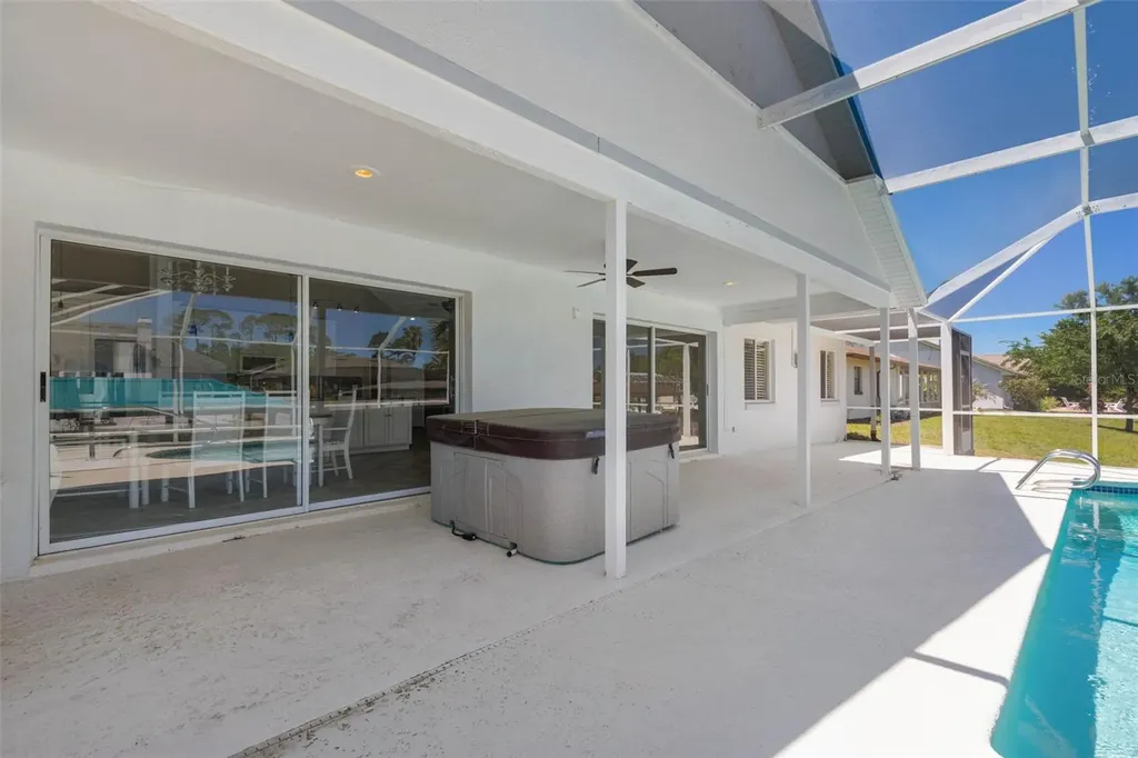 21 Crescent Court S Palm Coast FL 32137