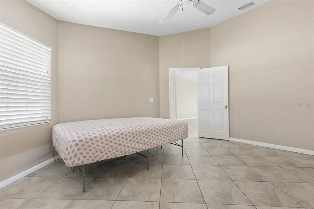 21 Crescent Court S Palm Coast FL 32137
