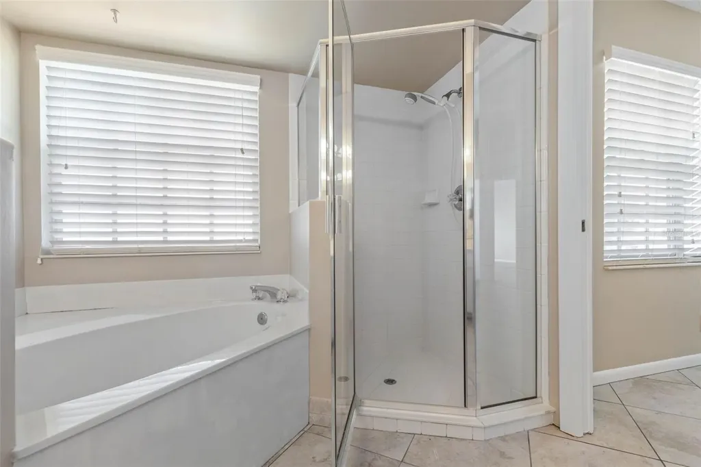 21 Crescent Court S Palm Coast FL 32137