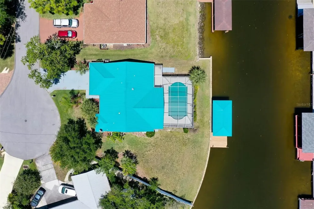 21 Crescent Court S Palm Coast FL 32137