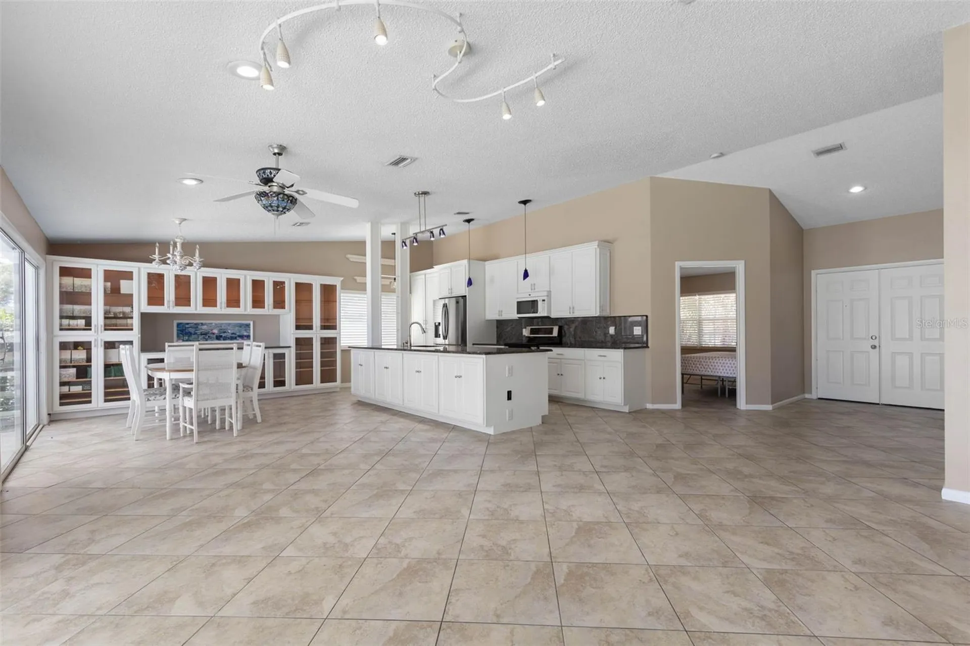 21 Crescent Court S Palm Coast FL 32137