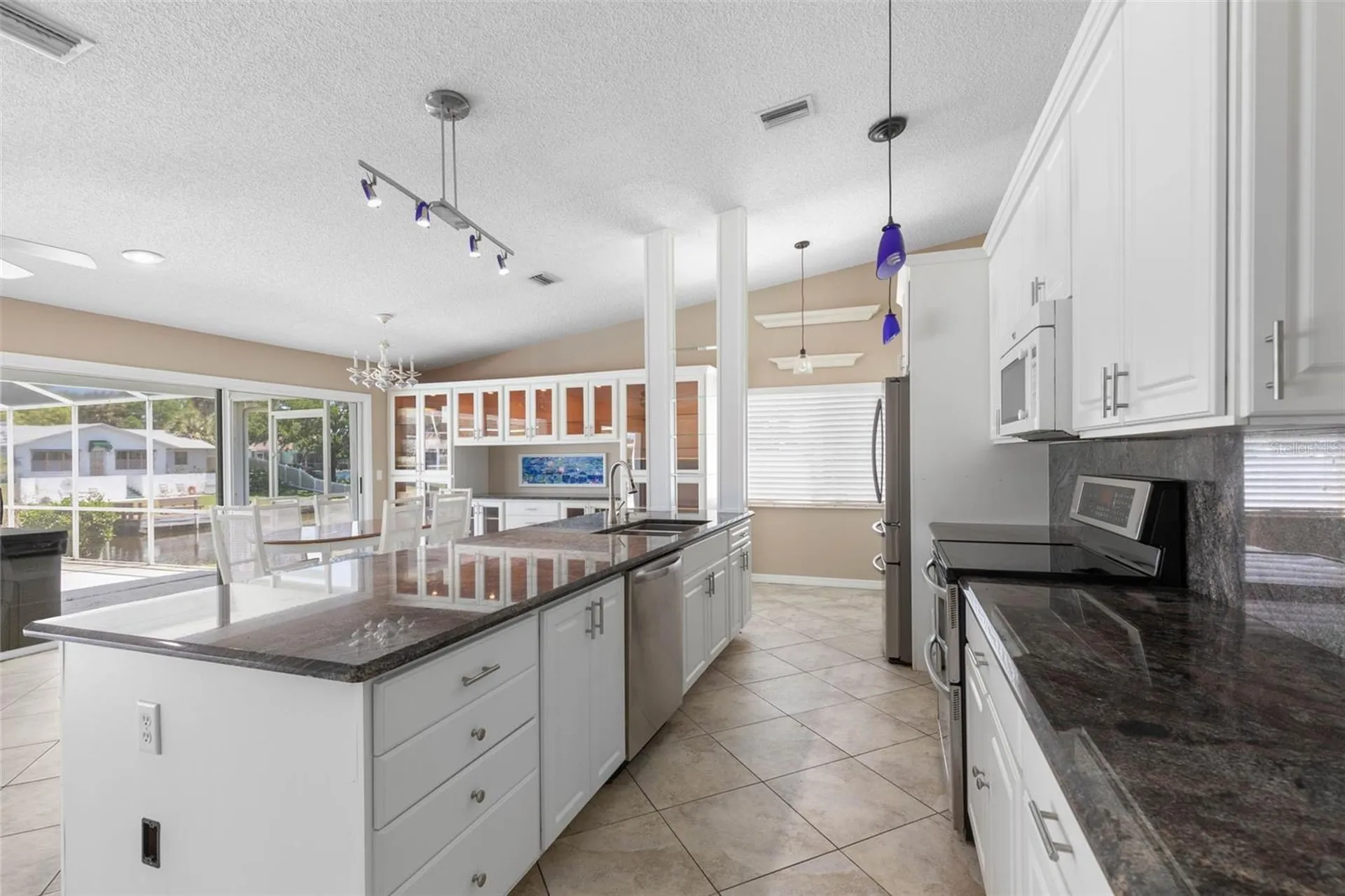 21 Crescent Court S Palm Coast FL 32137