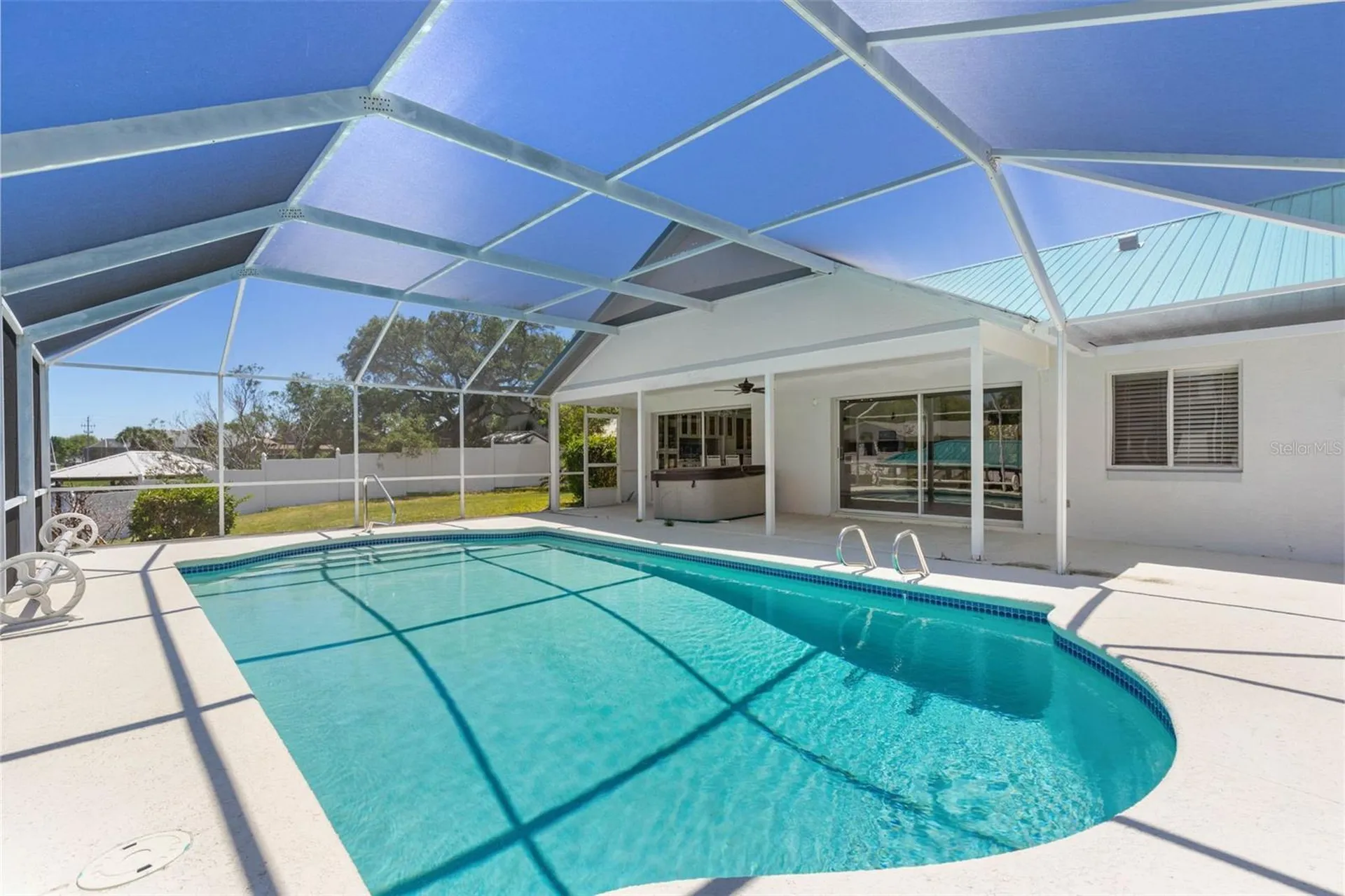 21 Crescent Court S Palm Coast FL 32137