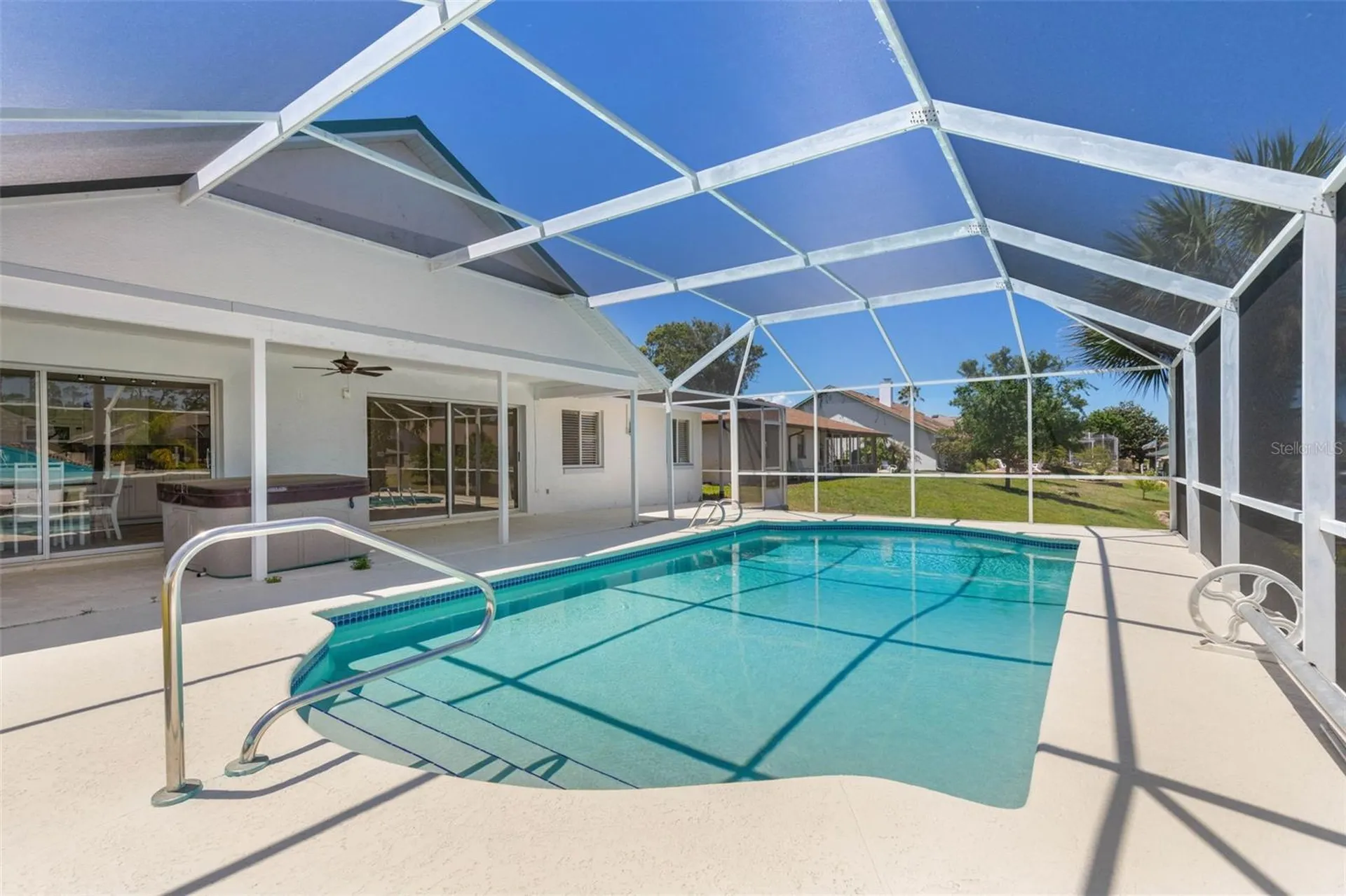 21 Crescent Court S Palm Coast FL 32137