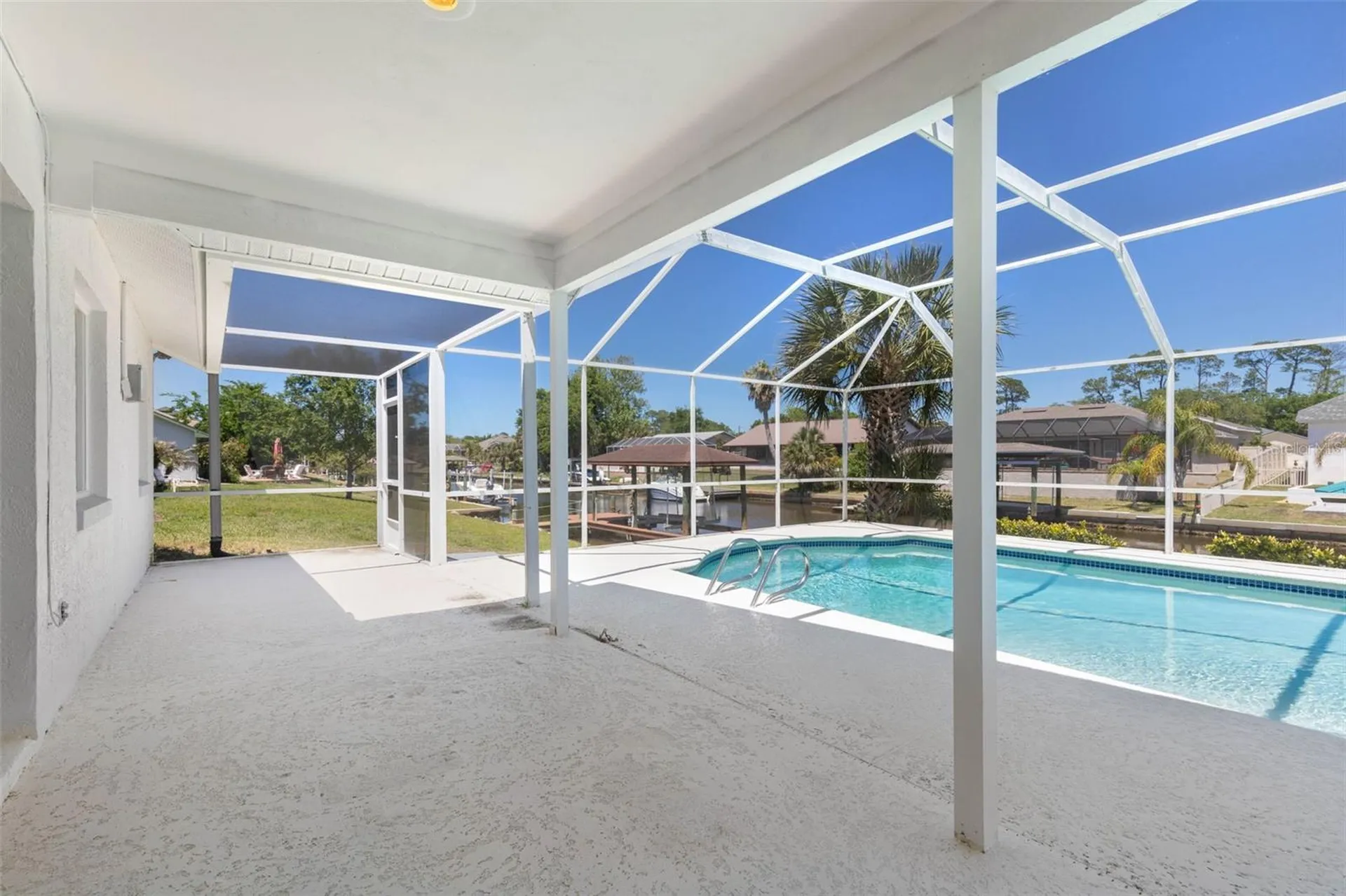 21 Crescent Court S Palm Coast FL 32137