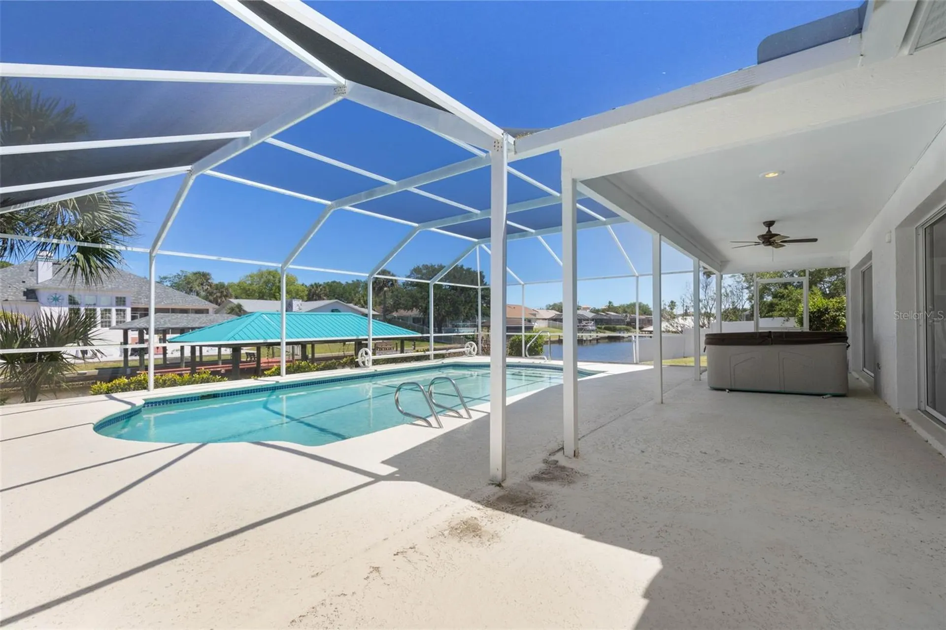 21 Crescent Court S Palm Coast FL 32137