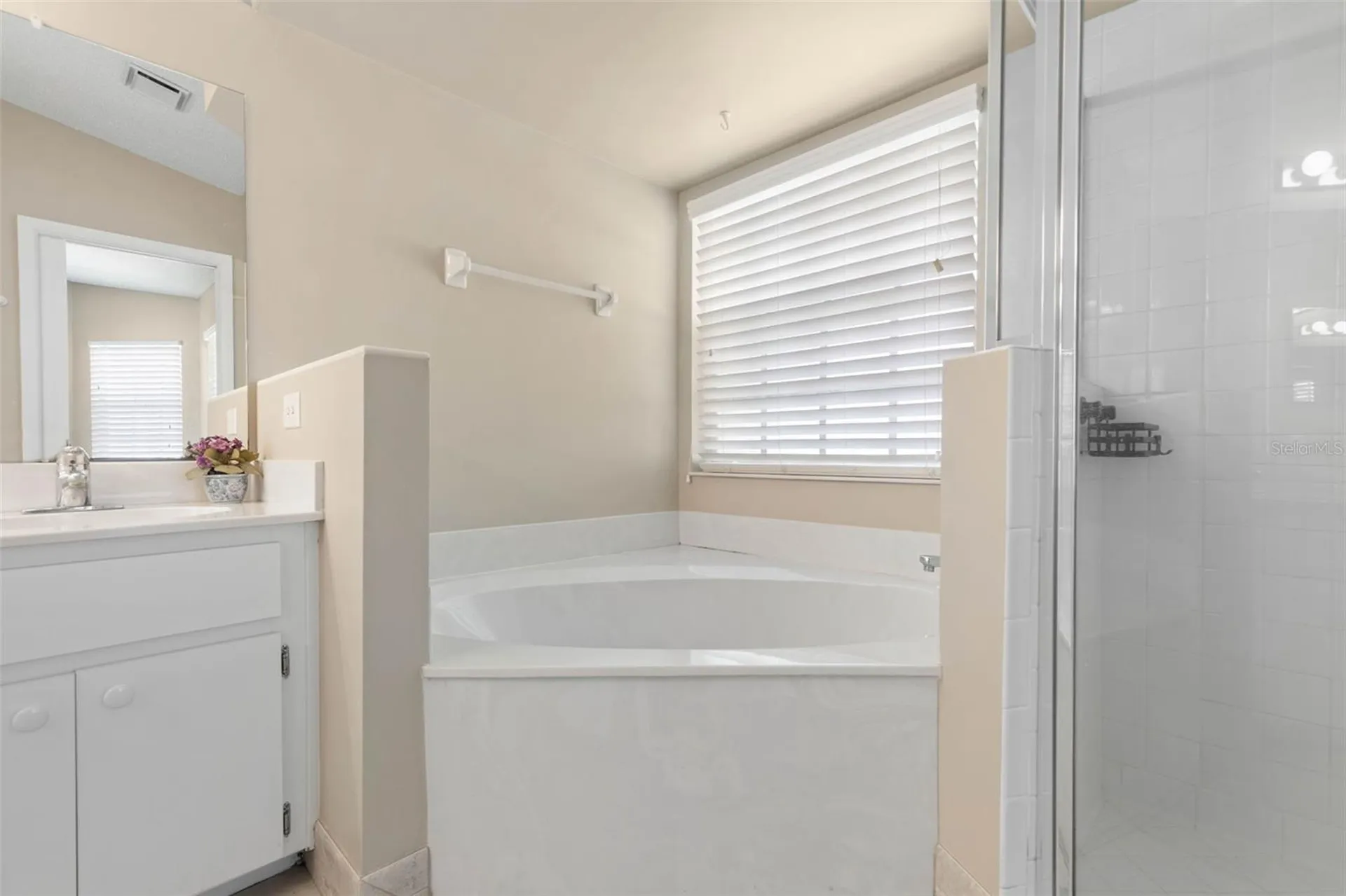 21 Crescent Court S Palm Coast FL 32137