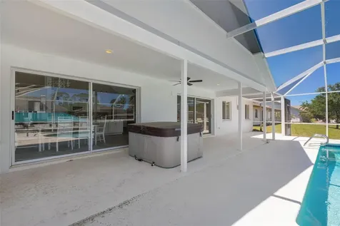 21 Crescent Court S Palm Coast FL 32137