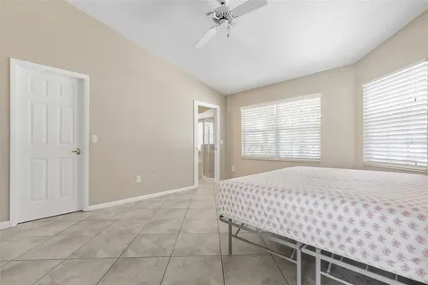 21 Crescent Court S Palm Coast FL 32137