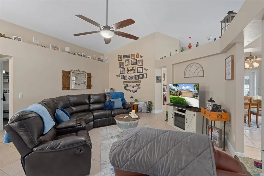 4107 Marchmont Boulevard Land O Lakes FL 34638