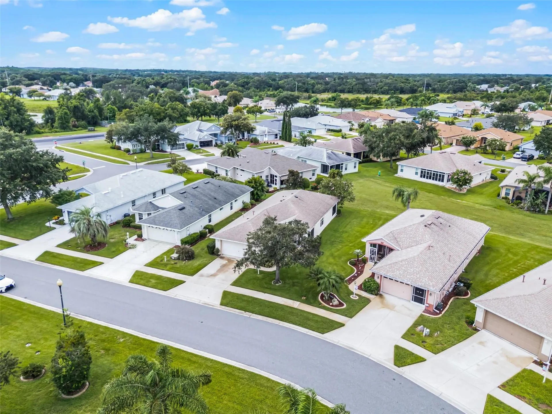 27111 Nostalgia Drive Leesburg FL 34748
