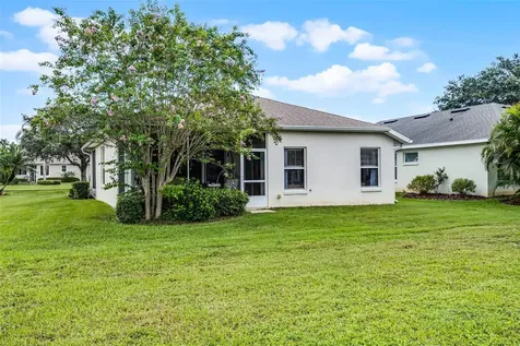 27111 Nostalgia Drive Leesburg FL 34748