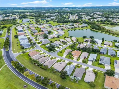 27111 Nostalgia Drive Leesburg FL 34748
