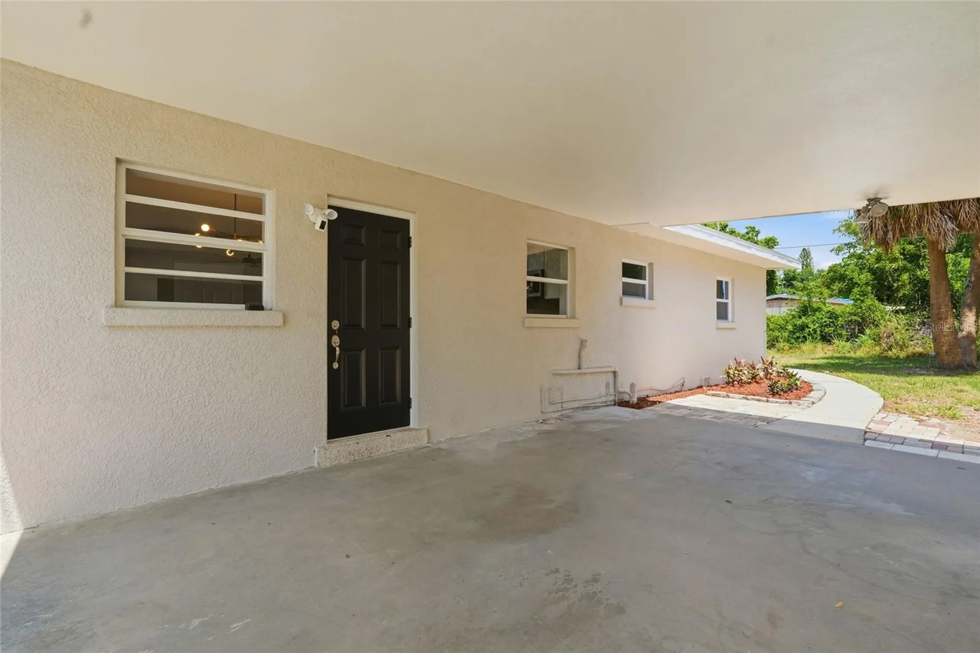 2827 22nd Street W Bradenton FL 34205