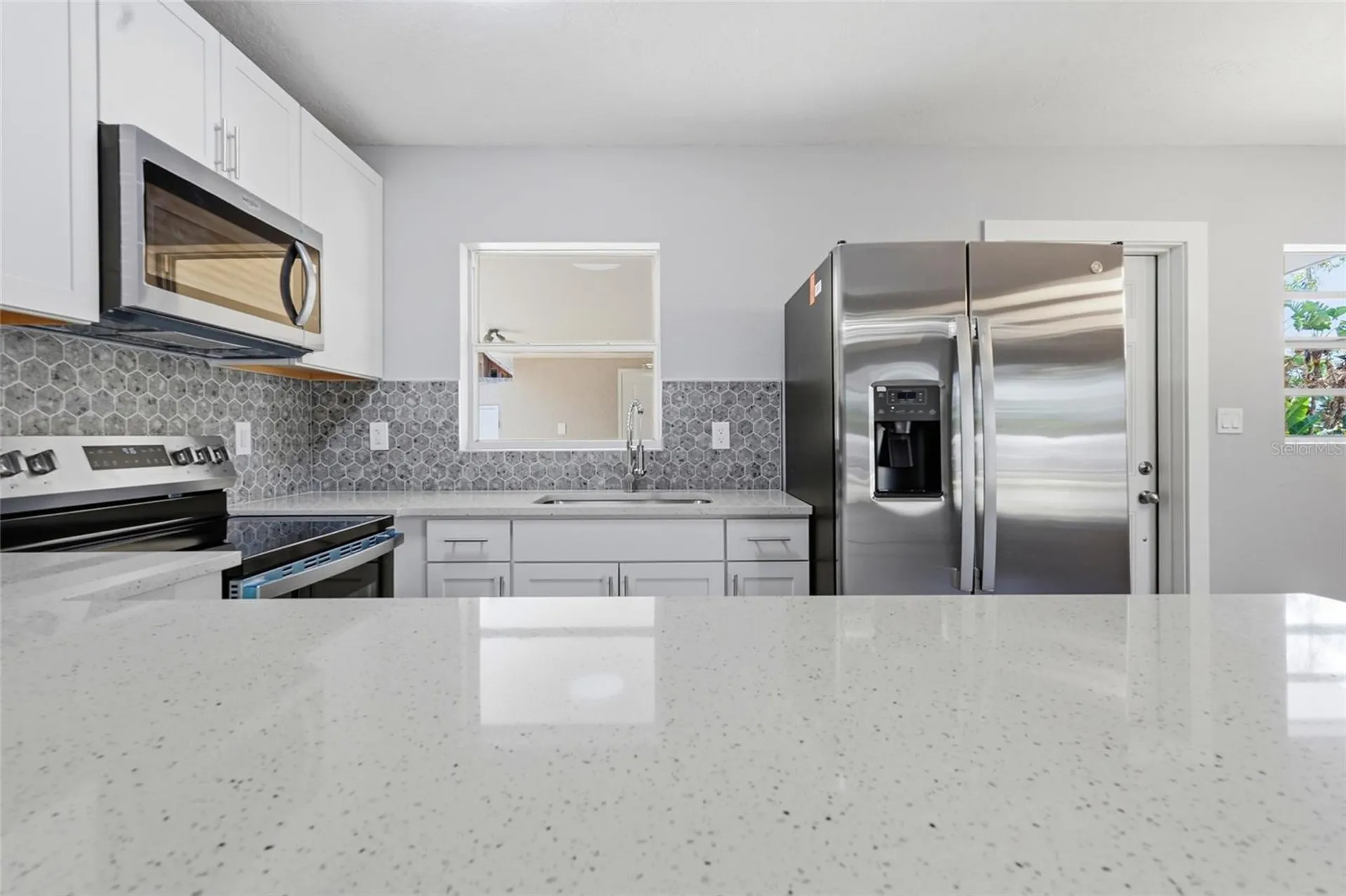 2827 22nd Street W Bradenton FL 34205