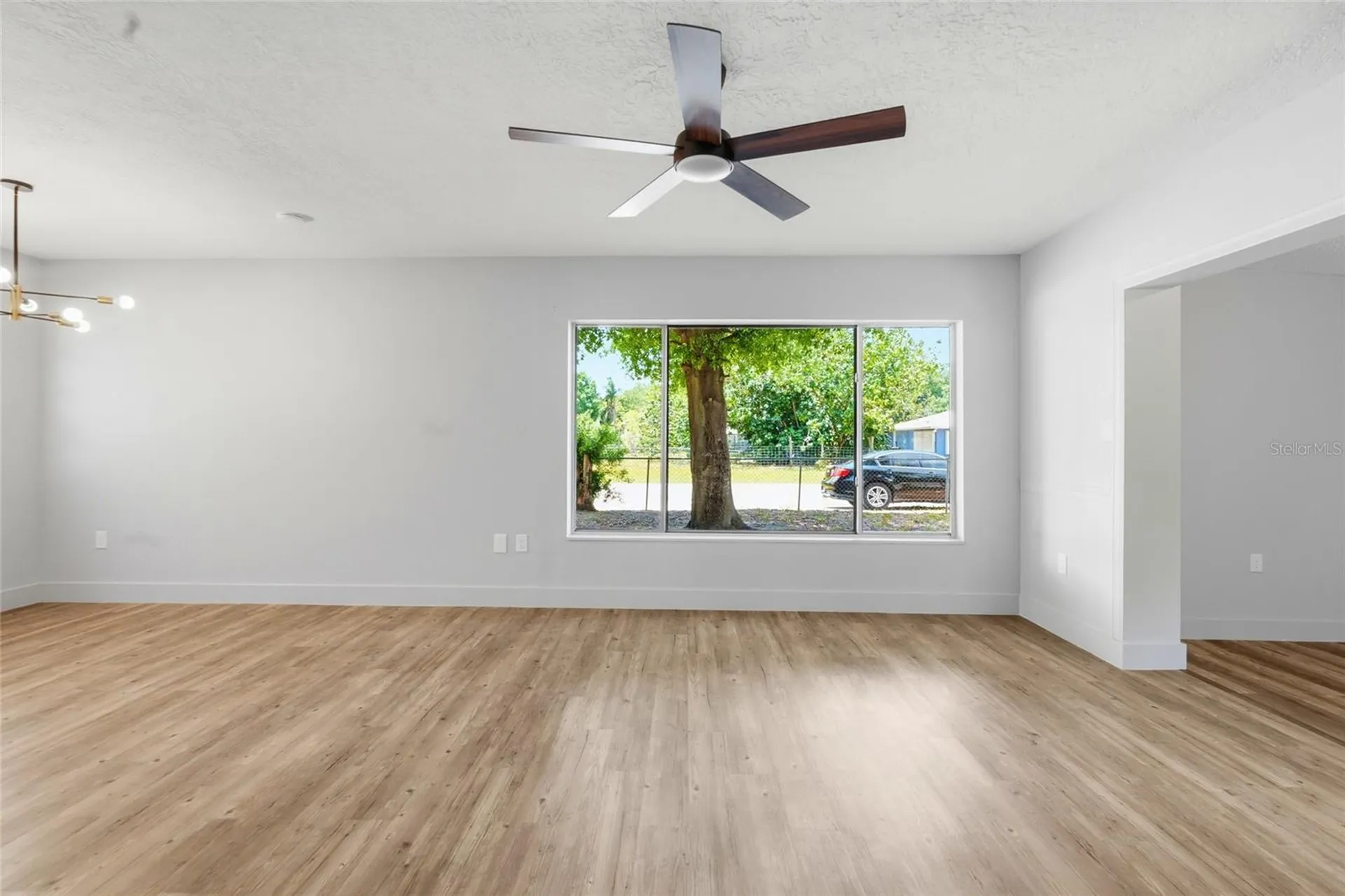 2827 22nd Street W Bradenton FL 34205