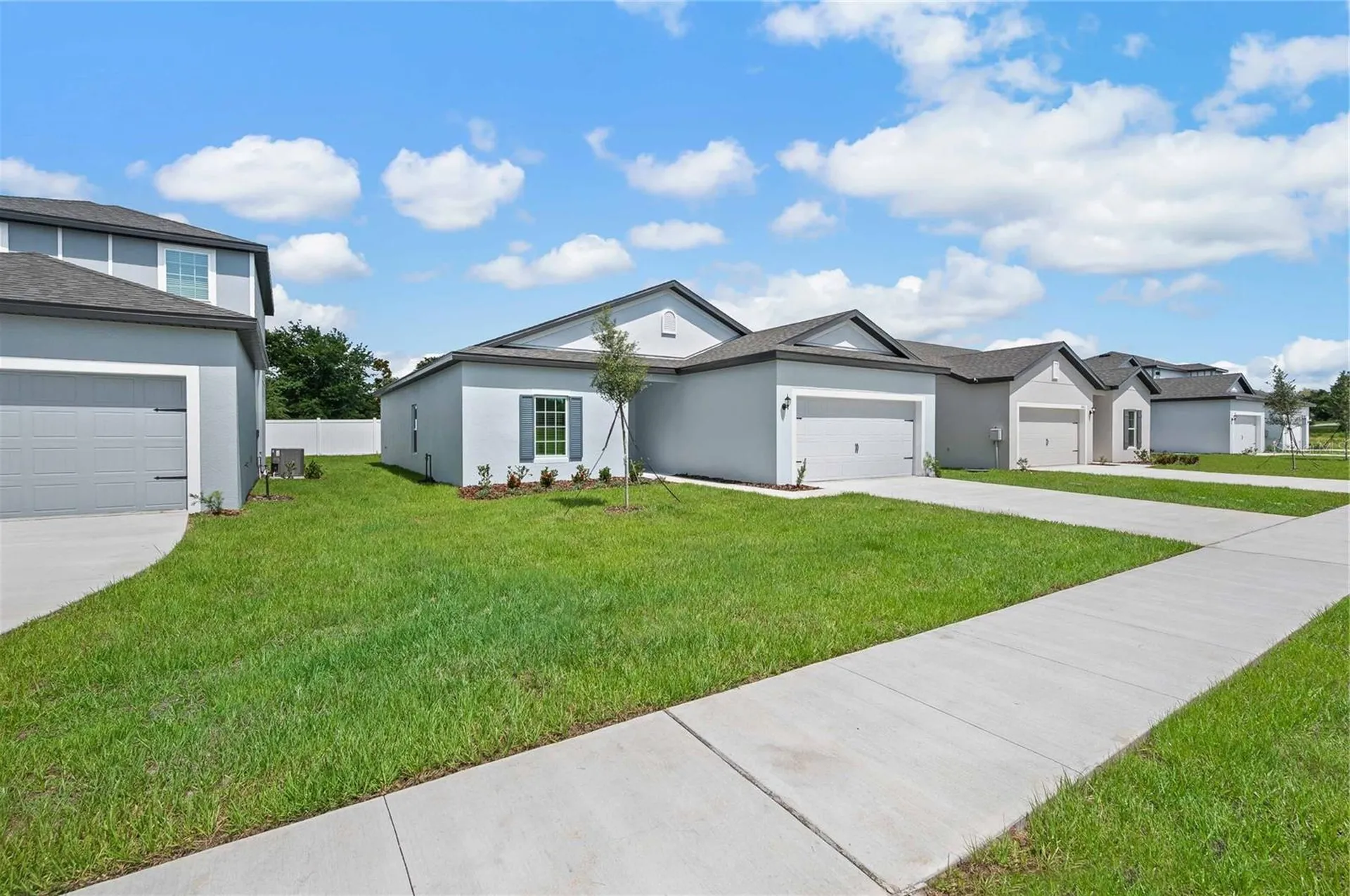 13261 Tula Loop Astatula FL 34705