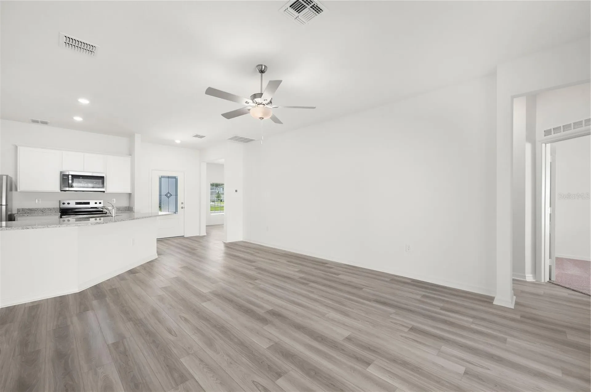 13261 Tula Loop Astatula FL 34705