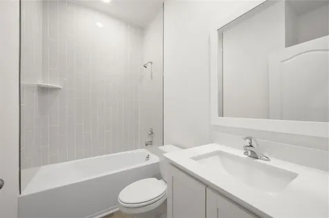 13261 Tula Loop Astatula FL 34705