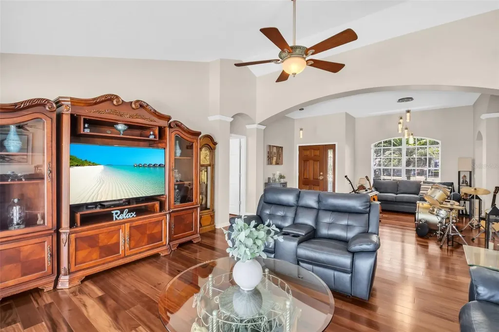 1149 Sawgrass Drive Tarpon Springs FL 34689