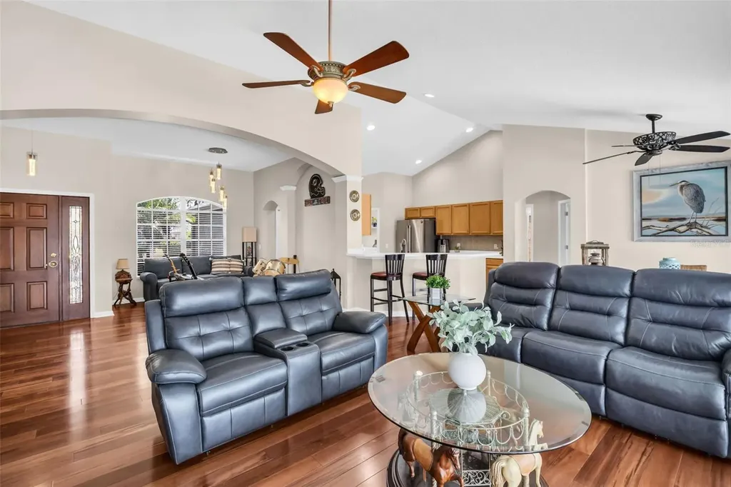 1149 Sawgrass Drive Tarpon Springs FL 34689