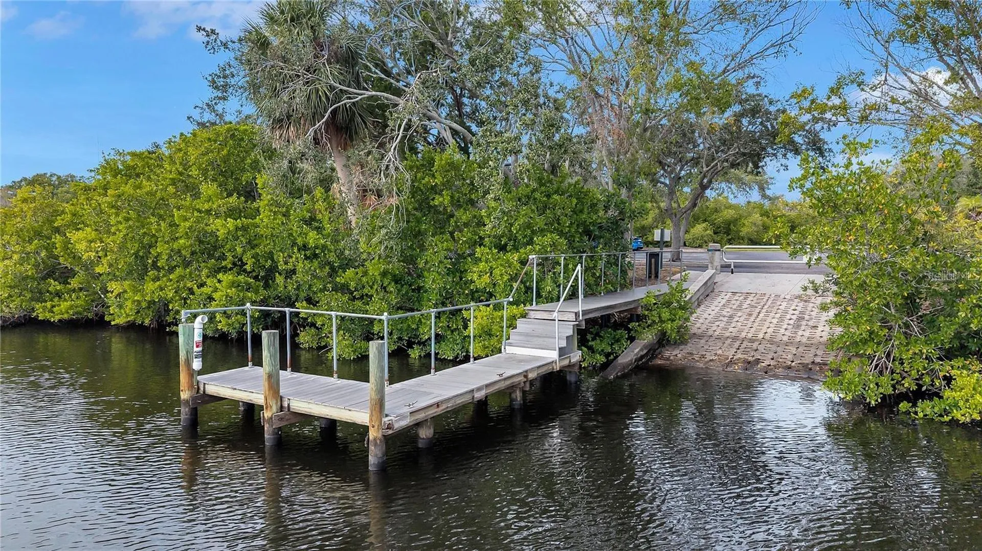 1149 Sawgrass Drive Tarpon Springs FL 34689