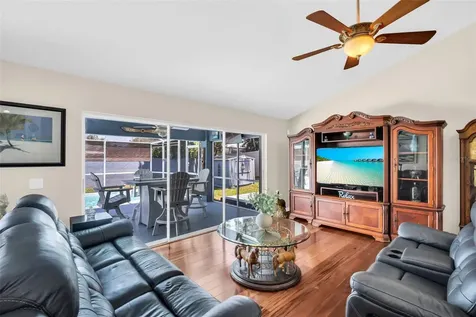 1149 Sawgrass Drive Tarpon Springs FL 34689
