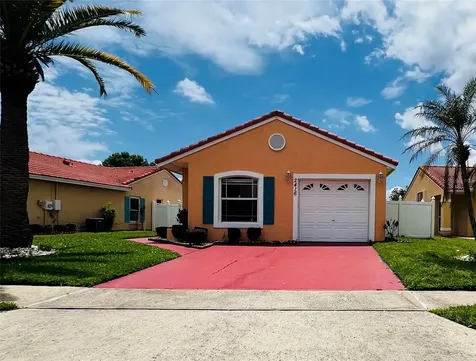 2416 Condado Court Kissimmee FL 34743