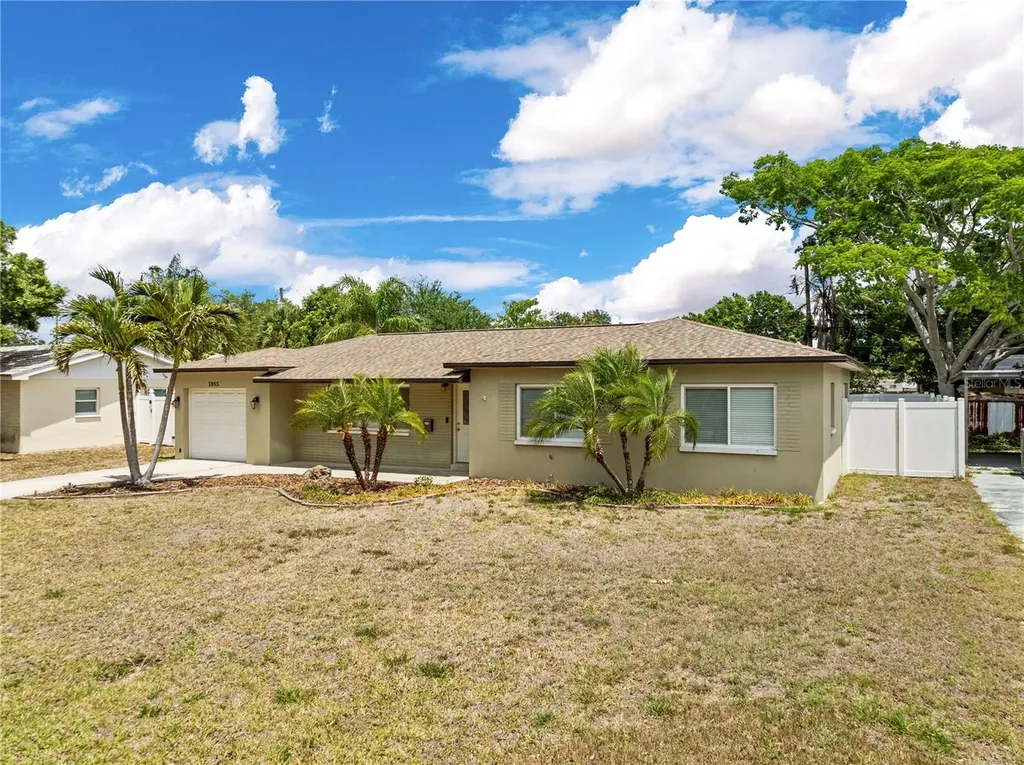 5965 15th Street N St Petersburg FL 33703