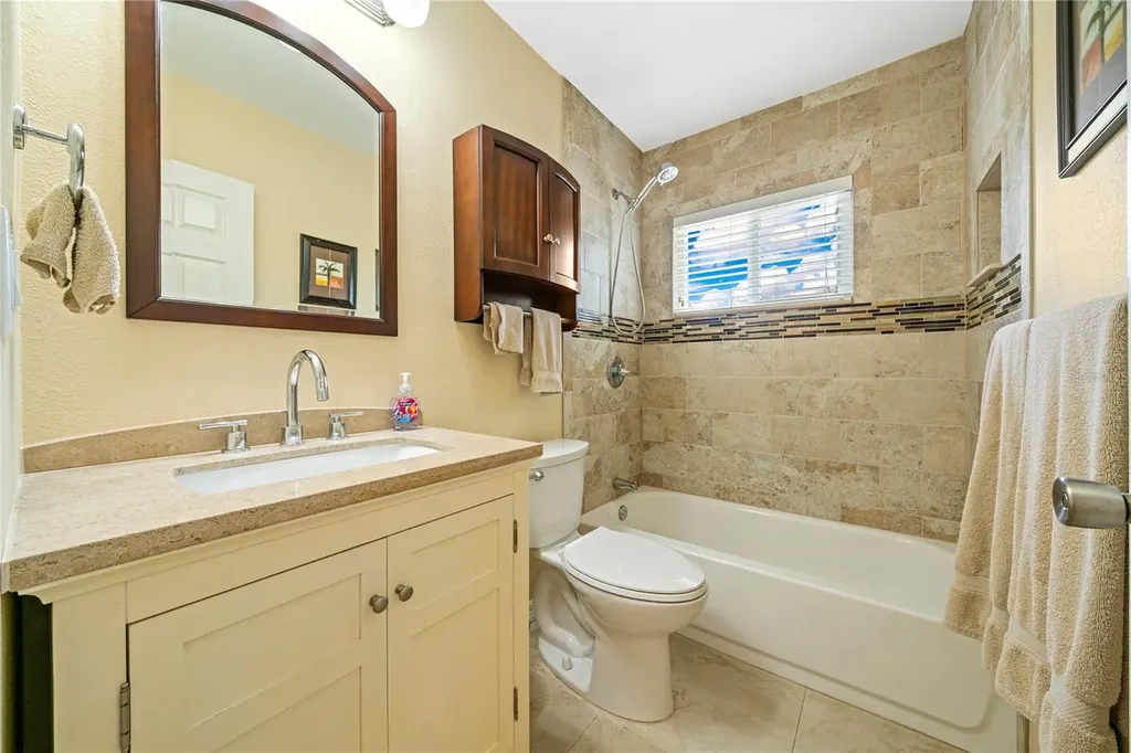5965 15th Street N St Petersburg FL 33703