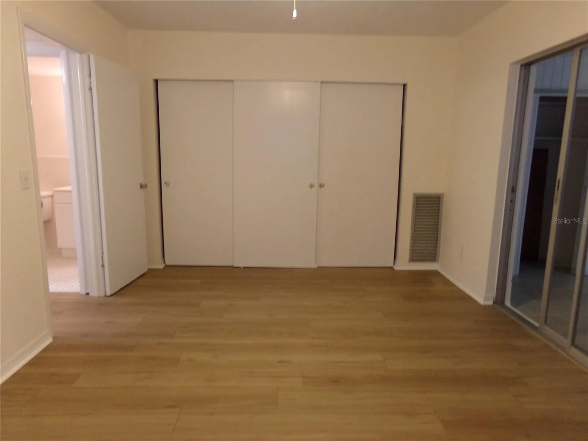 2042 Australia Way W Clearwater FL 33763