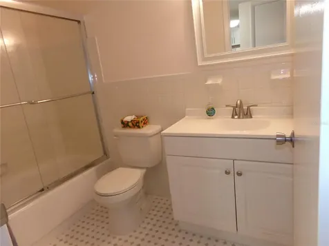 2042 Australia Way W Clearwater FL 33763