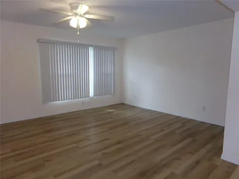 2042 Australia Way W Clearwater FL 33763
