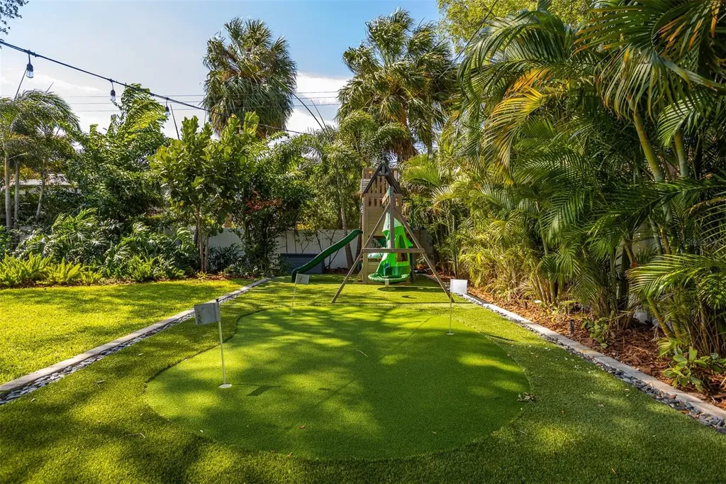 4110 W Mullen Avenue Tampa FL 33609