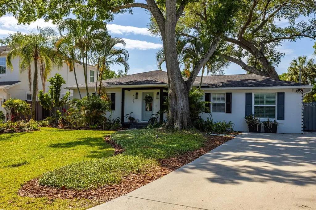 4110 W Mullen Avenue Tampa FL 33609