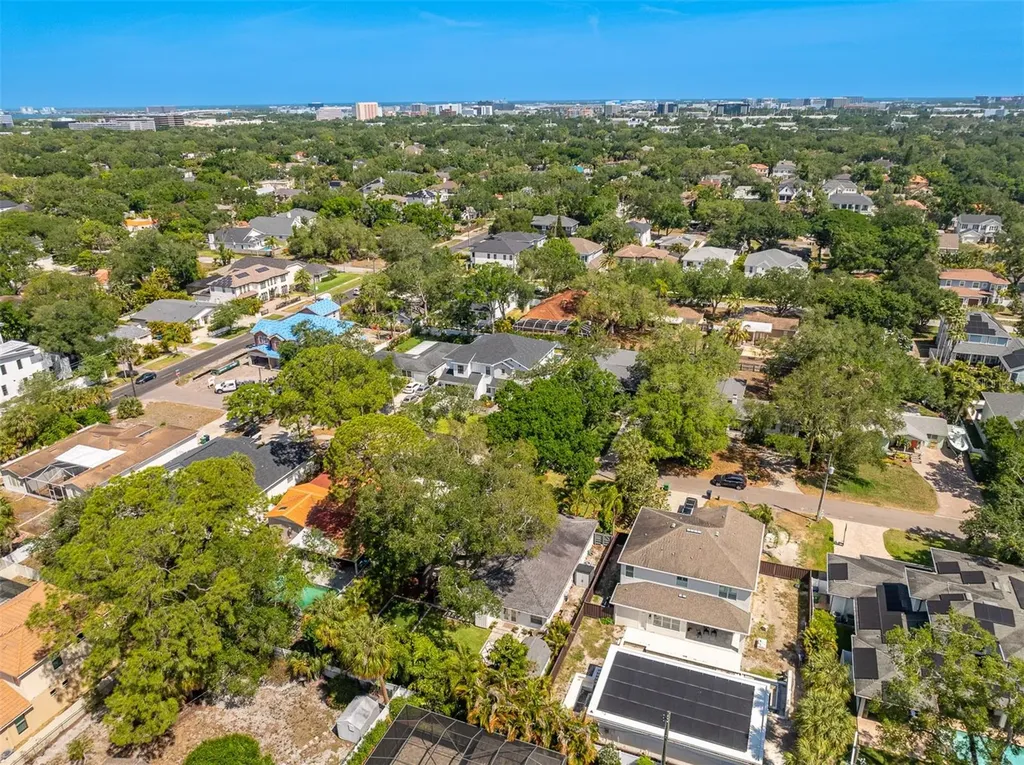 4110 W Mullen Avenue Tampa FL 33609