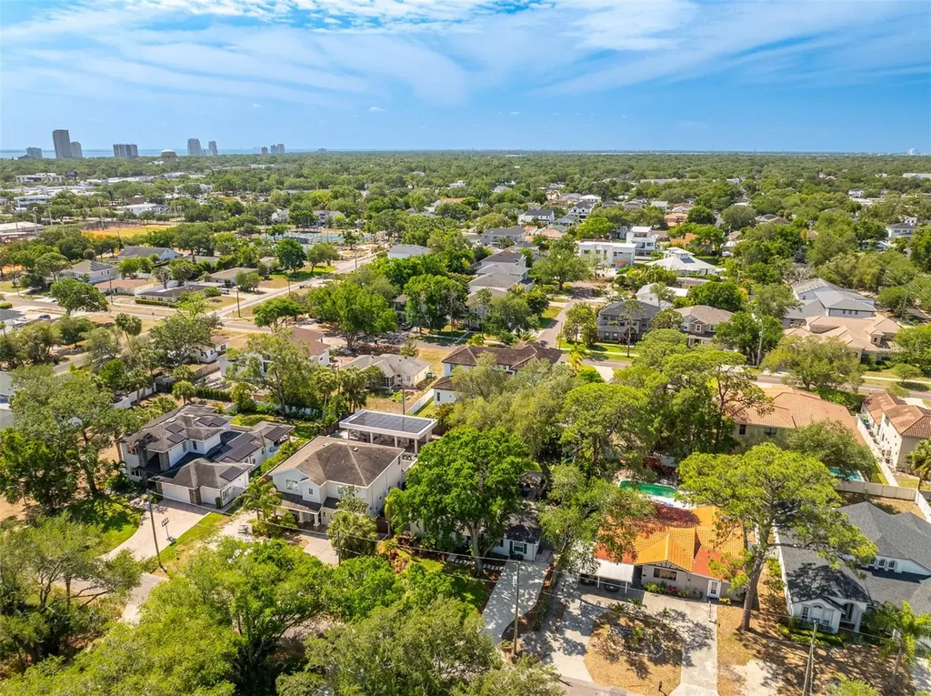 4110 W Mullen Avenue Tampa FL 33609