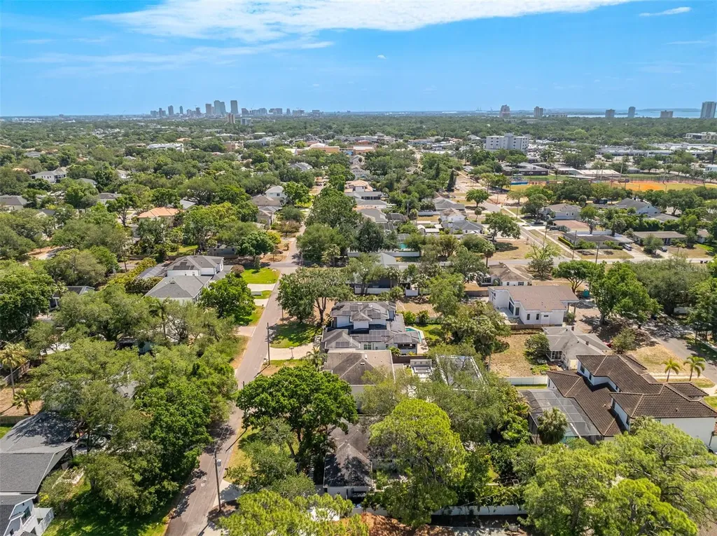 4110 W Mullen Avenue Tampa FL 33609