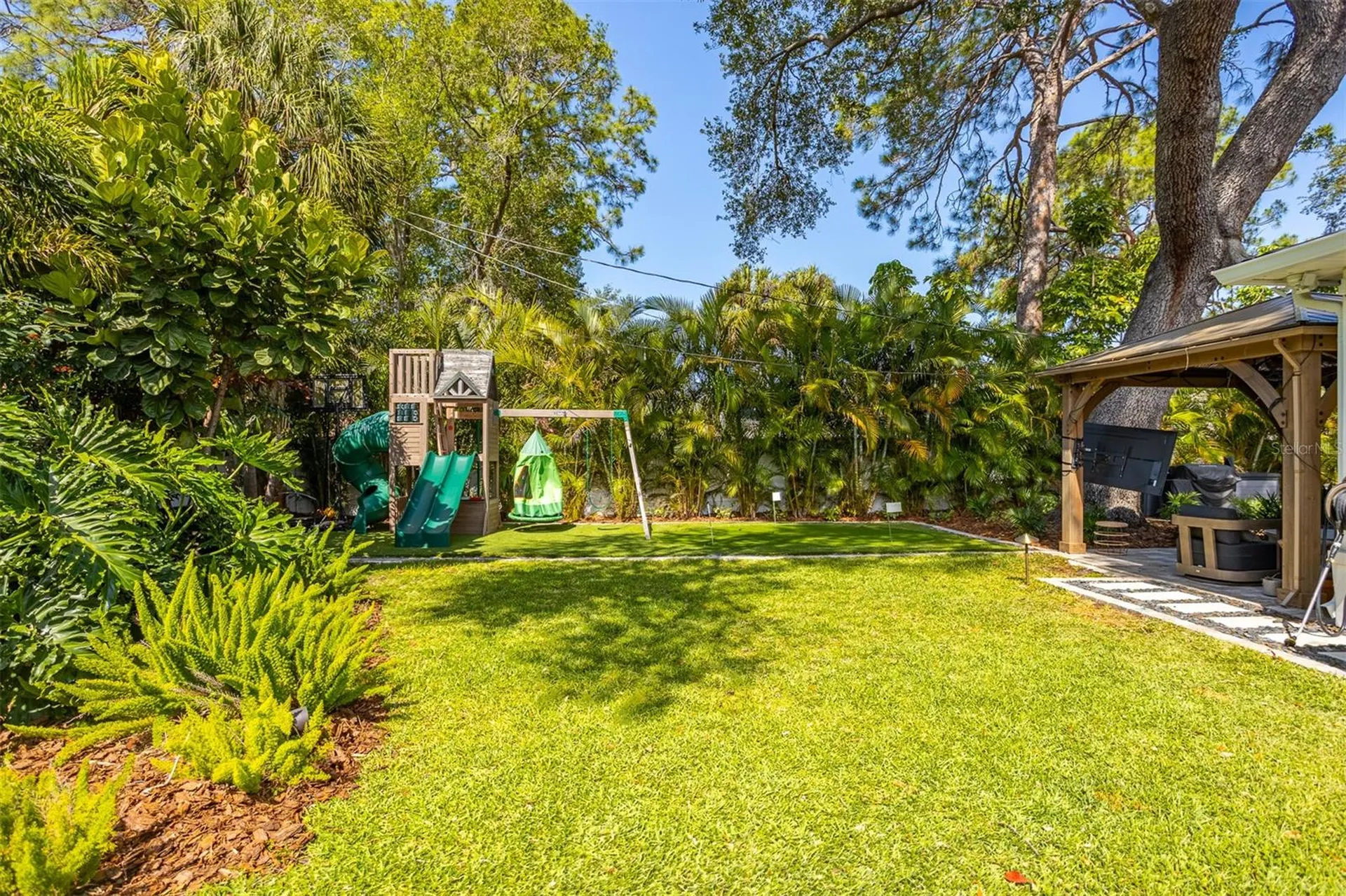 4110 W Mullen Avenue Tampa FL 33609