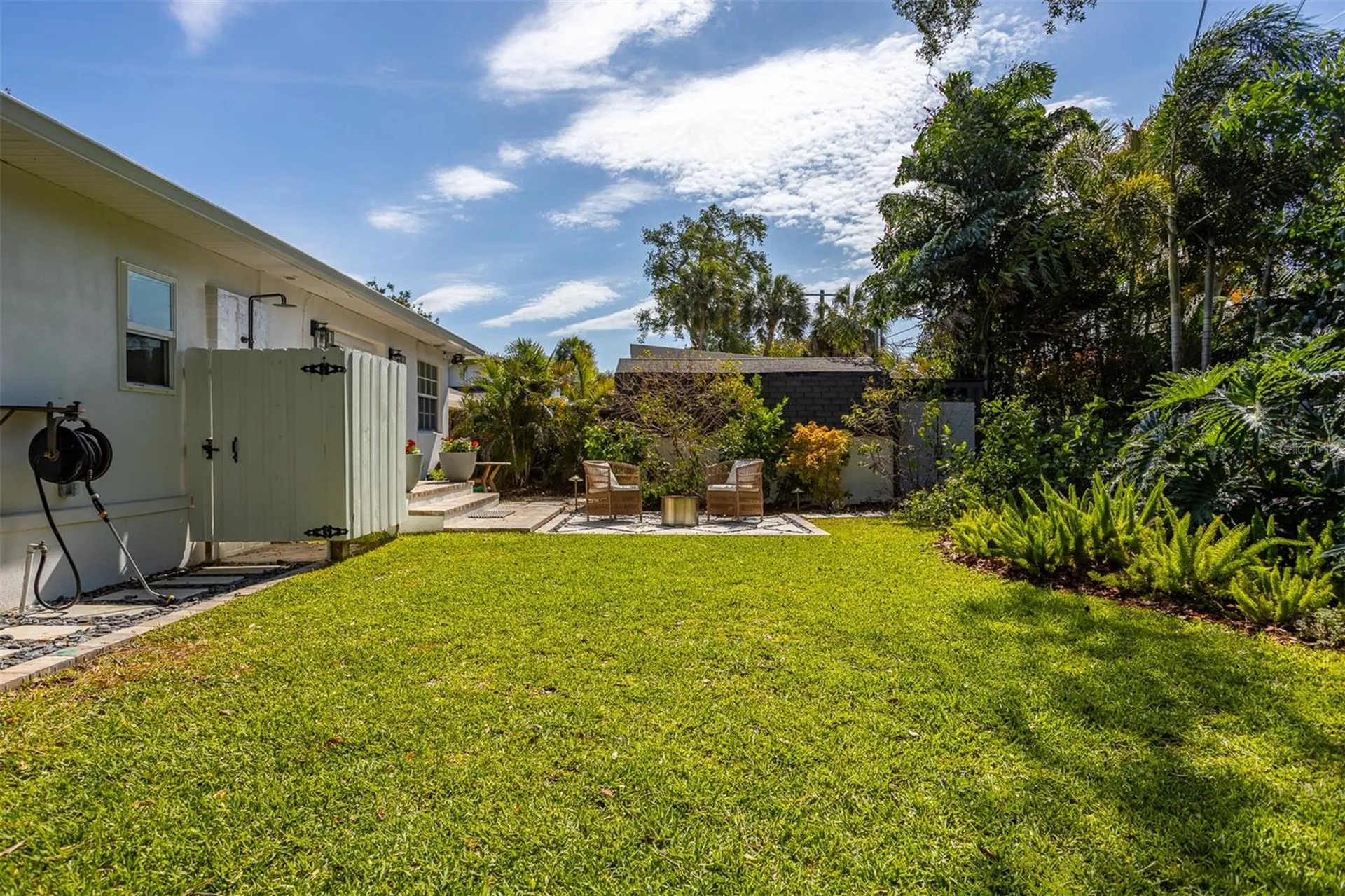 4110 W Mullen Avenue Tampa FL 33609