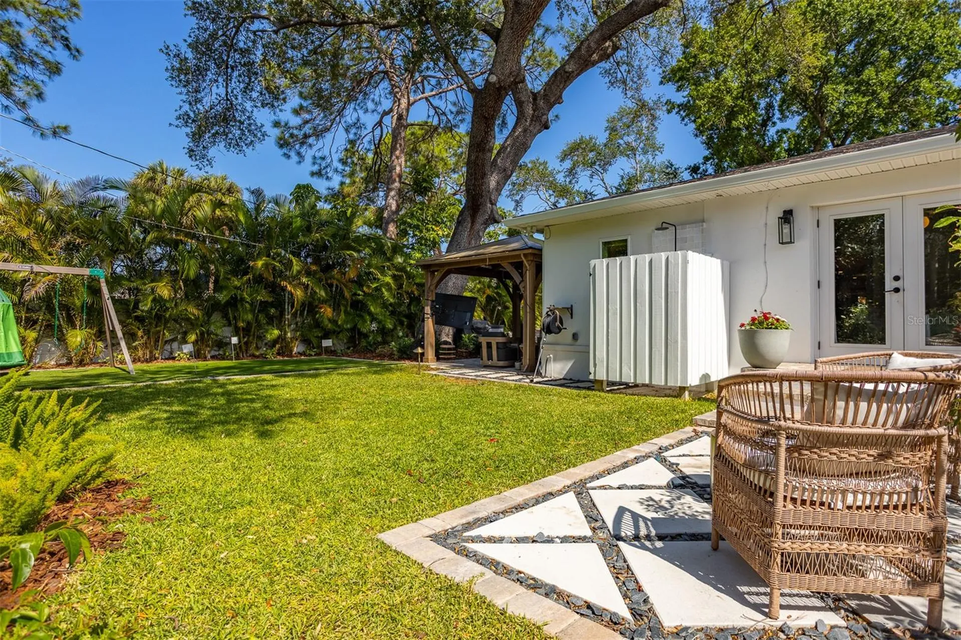 4110 W Mullen Avenue Tampa FL 33609