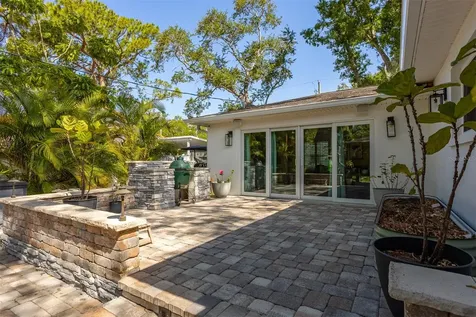 4110 W Mullen Avenue Tampa FL 33609