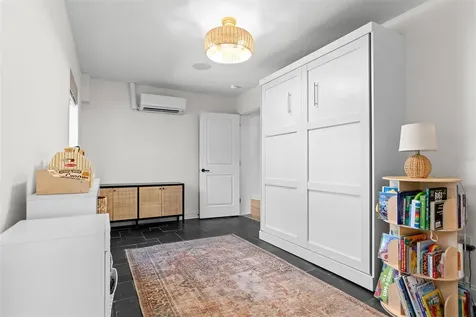 4110 W Mullen Avenue Tampa FL 33609