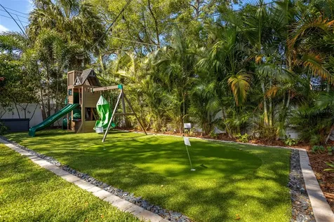 4110 W Mullen Avenue Tampa FL 33609