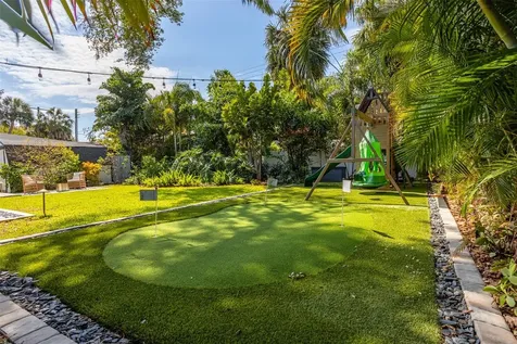 4110 W Mullen Avenue Tampa FL 33609