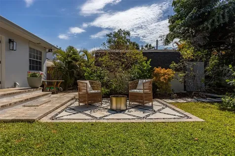 4110 W Mullen Avenue Tampa FL 33609