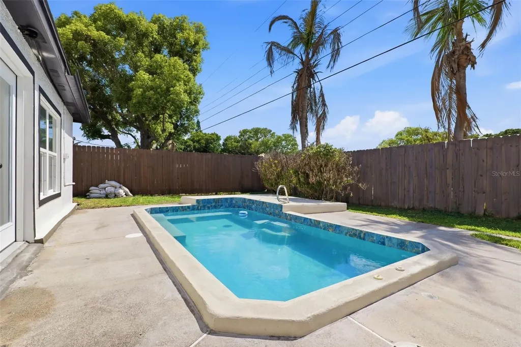 524 Westminster Avenue Melbourne FL 32935