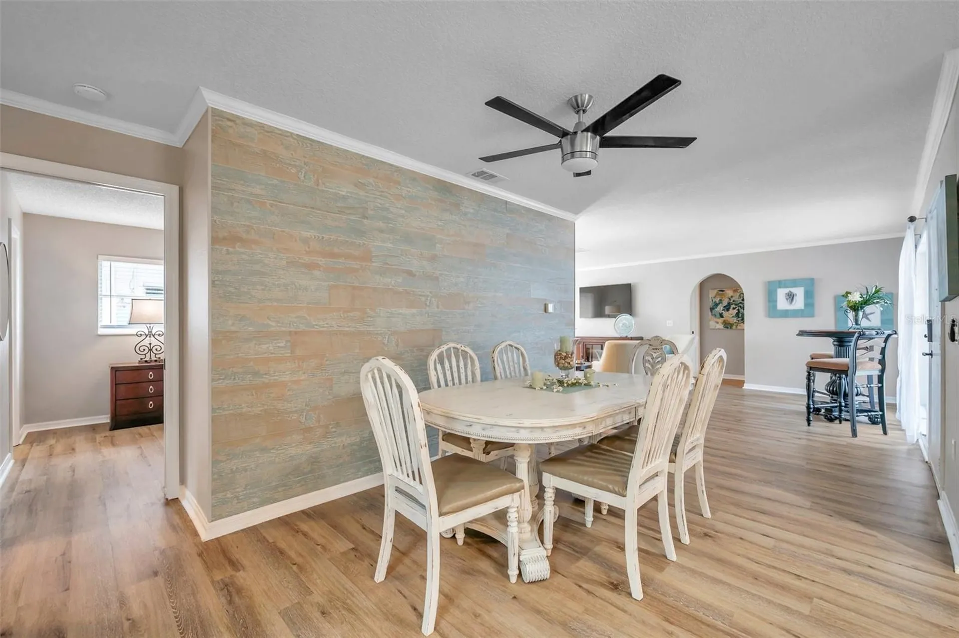 717 Carolina Avenue Tarpon Springs FL 34689
